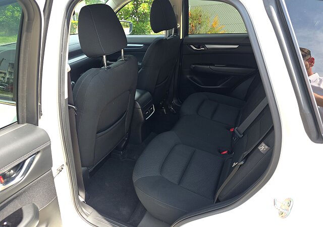Mazda CX-5 - Kolor Snowflake White Pearl, zdjęcie 6