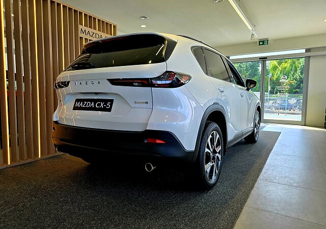 Mazda CX-5 - Kolor Rhodium White, zdjęcie 4