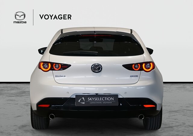 Mazda 3 - Kolor Snowflake White Pearl, zdjęcie 4