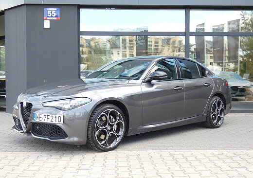Alfa Romeo Giulia - Kolor Szary