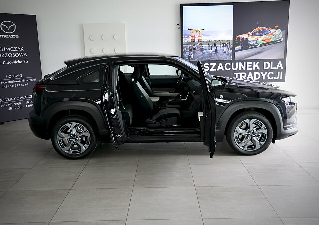 Mazda MX-30 - Kolor Jet Black, zdjęcie 7