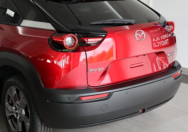 Mazda MX-30 - Kolor Soul Red Crystal, zdjęcie 5
