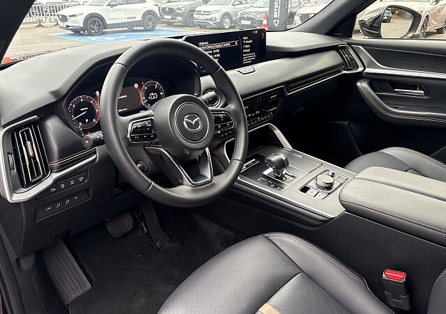 Mazda CX-80 - Kolor Artisan Red, zdjęcie 17