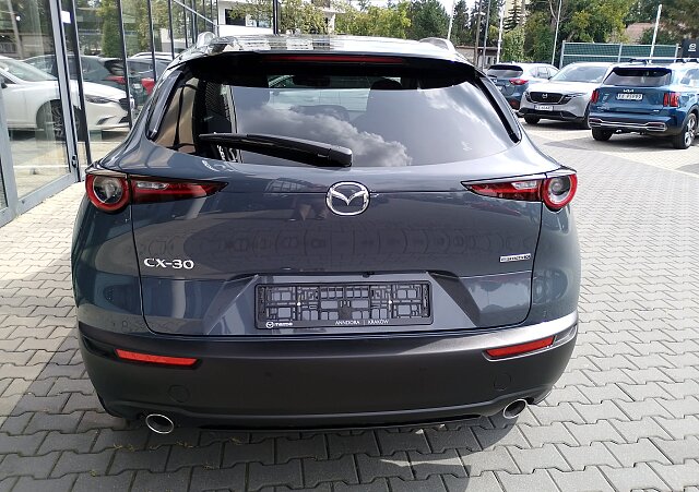 Mazda CX-30 - Kolor Polymetal Gray, zdjęcie 3
