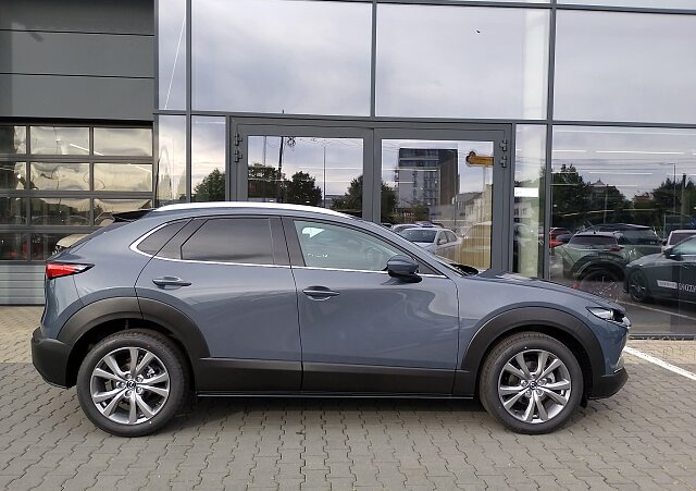 Mazda CX-30 - Kolor Polymetal Gray, zdjęcie 2