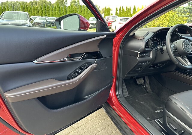 Mazda CX-30 - Kolor Soul Red Crystal, zdjęcie 9