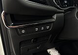 Mazda 3 - Kolor Snowflake White Pearl, zdjęcie 18