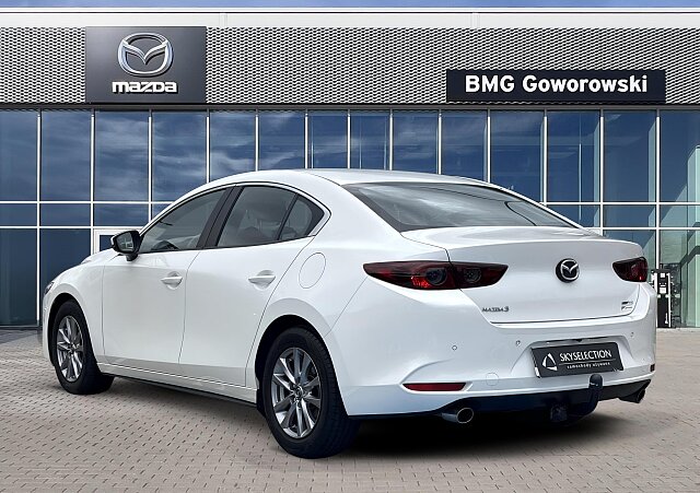 Mazda 3 - Kolor Snowflake White Pearl, zdjęcie 3