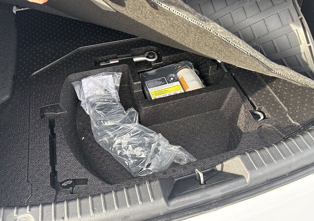 Mazda 3 - Kolor Biały, zdjęcie 32