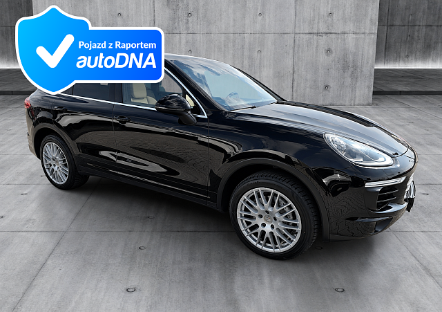 Porsche Cayenne - Kolor Czarny, zdjęcie 2