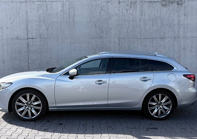 Mazda 6 - Kolor Sonic Silver, zdjęcie 4