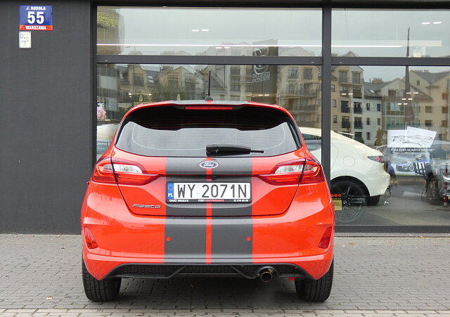 Ford Fiesta - Kolor Czerwony, zdjęcie 6