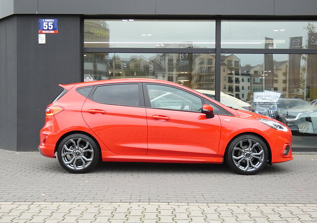 Ford Fiesta - Kolor Czerwony, zdjęcie 2