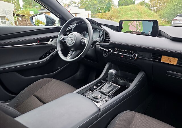 Mazda 3 - Kolor Jet Black, zdjęcie 15