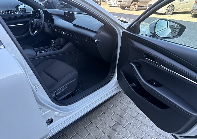Mazda 3 - Kolor Ceramic Metalic, zdjęcie 22