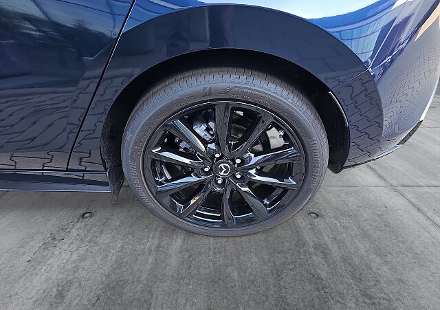 Mazda 3 - Kolor Deep Crystal Blue, zdjęcie 16