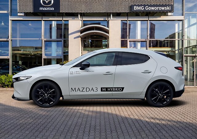 Mazda 3 - Kolor Snowflake White Pearl, zdjęcie 2