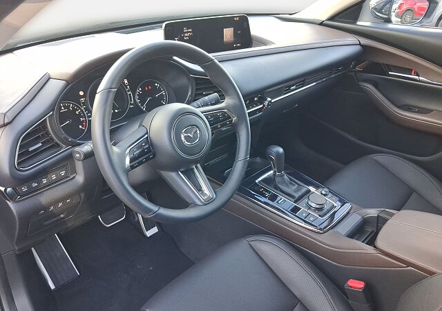 Mazda CX-30 - Kolor Deep Crystal Blue, zdjęcie 9