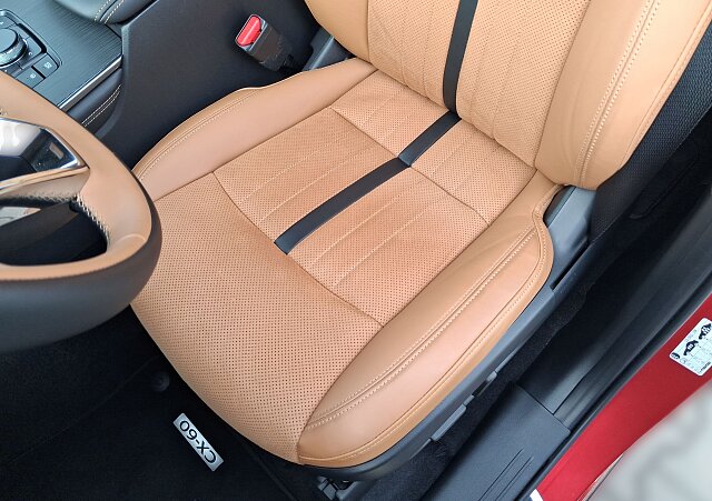 Mazda CX-60 - Kolor Soul Red Crystal, zdjęcie 12