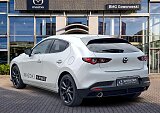 Mazda 3 - Kolor Snowflake White Pearl, zdjęcie 3