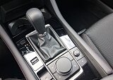 Mazda 3 - Kolor Snowflake White Pearl, zdjęcie 12