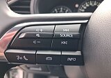Mazda 3 - Kolor Snowflake White Pearl, zdjęcie 24