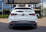 Mazda 3 - Kolor Snowflake White Pearl, zdjęcie 4